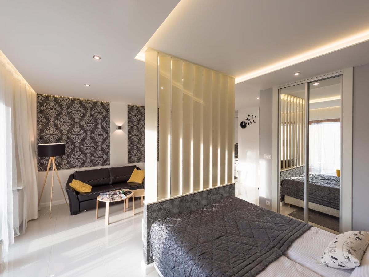 Black Pearl Apartment Краков Экстерьер фото
