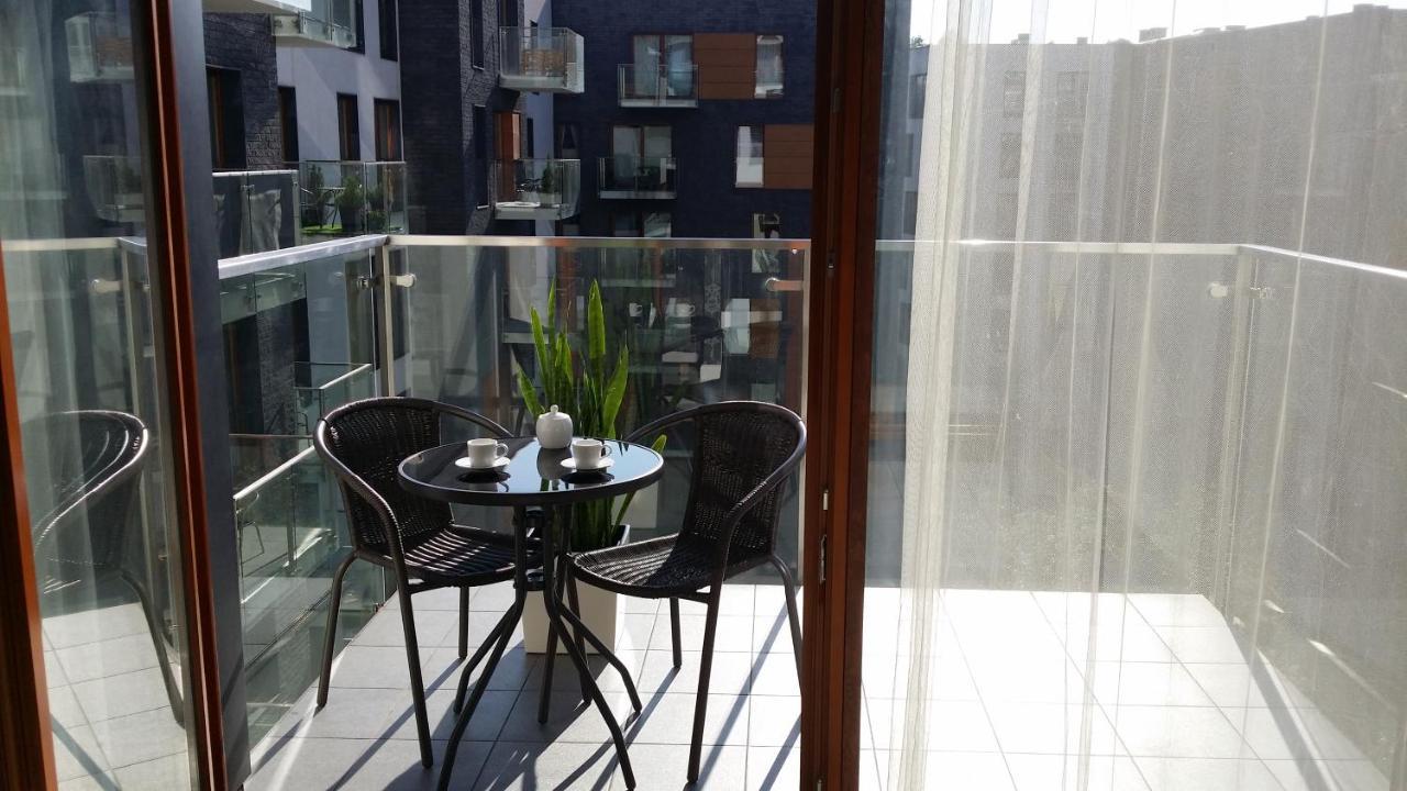 Black Pearl Apartment Краков Экстерьер фото